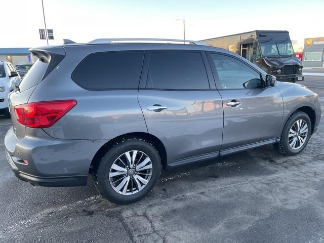 Nissan Pathfinder SL 4WD 2019