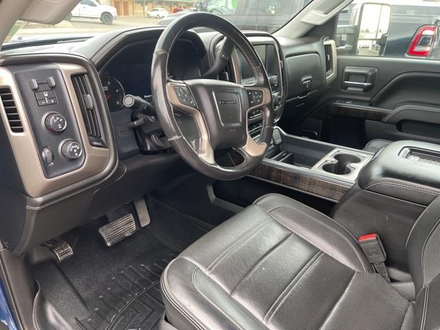 GMC Sierra 3500HD Denali Crew Cab 4WD 2016
