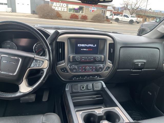 GMC Sierra 3500HD Denali Crew Cab 4WD 2016