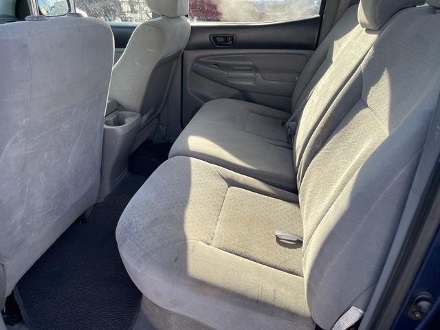 Toyota Tacoma PreRunner Double Cab V6 Automatic 2WD 2005