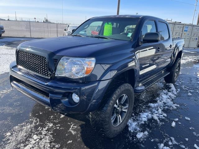 Toyota Tacoma PreRunner Double Cab V6 Automatic 2WD 2005