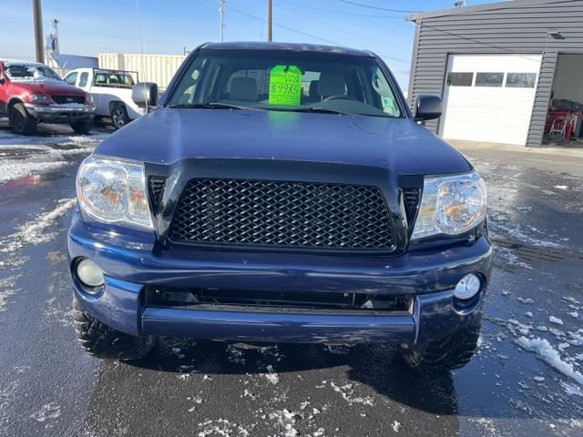 Toyota Tacoma PreRunner Double Cab V6 Automatic 2WD 2005