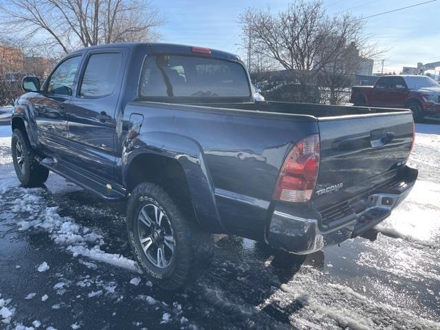 Toyota Tacoma PreRunner Double Cab V6 Automatic 2WD 2005