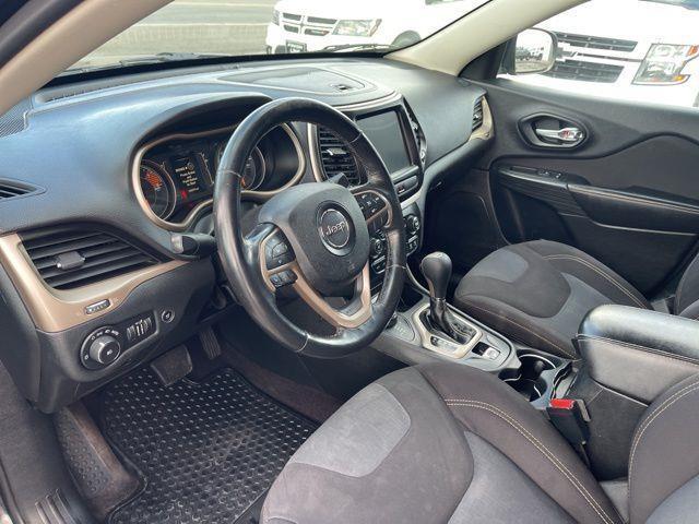 Jeep Cherokee Latitude 4WD 2016