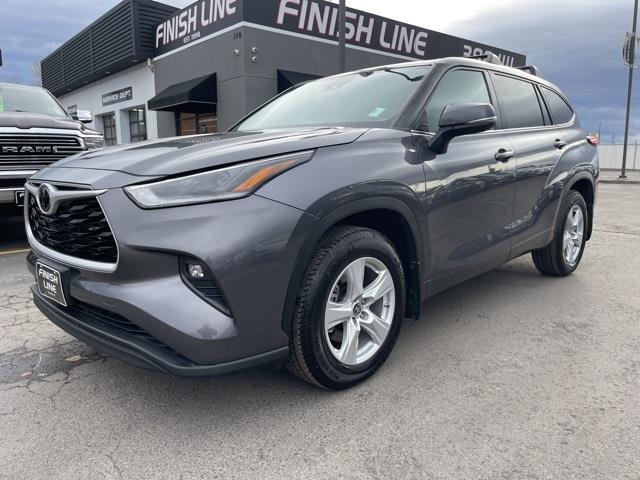 Toyota Highlander LE AWD V6 2021