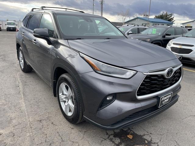 Toyota Highlander LE AWD V6 2021