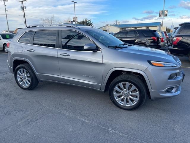 Jeep Cherokee Overland 4WD 2016