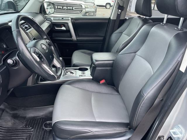 Toyota 4Runner SR5 Premium 4D SUV 4X4 V6 2020