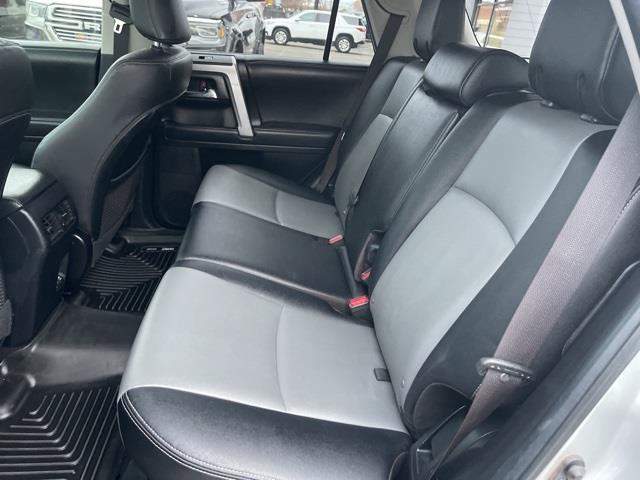 Toyota 4Runner SR5 Premium 4D SUV 4X4 V6 2020