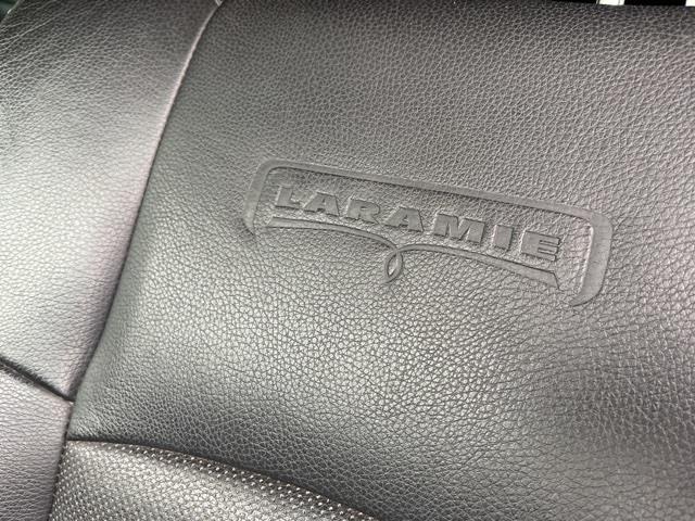 RAM 1500 Laramie Crew Cab 4WD 2017