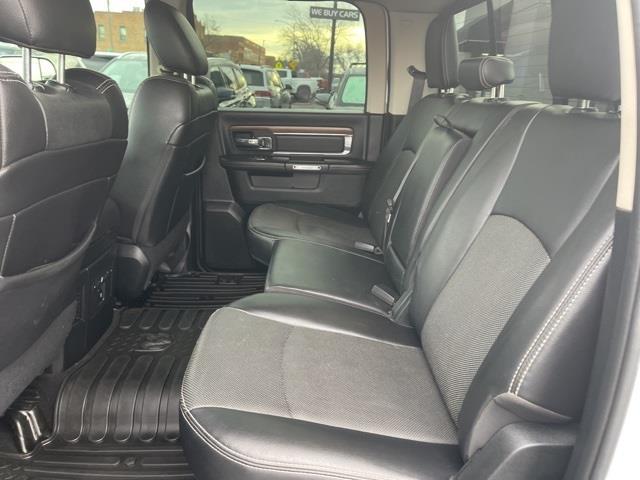 RAM 1500 Laramie Crew Cab 4WD 2017