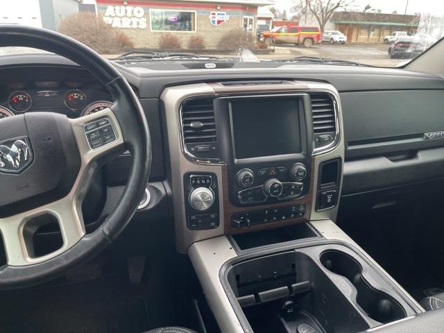 RAM 1500 Laramie Crew Cab 4WD 2017