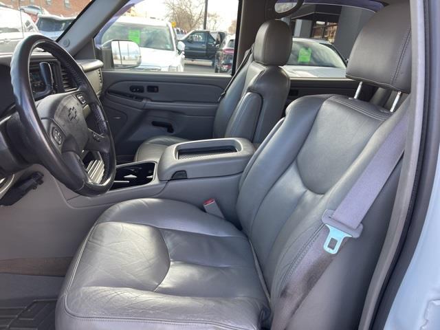 Chevrolet Silverado 2500HD LT Crew Cab 4WD 2004