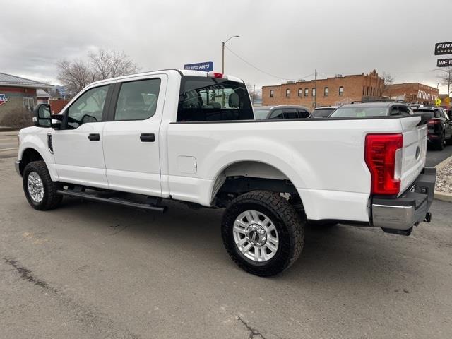 Ford F-250 SD XL Crew Cab 4WD 2017
