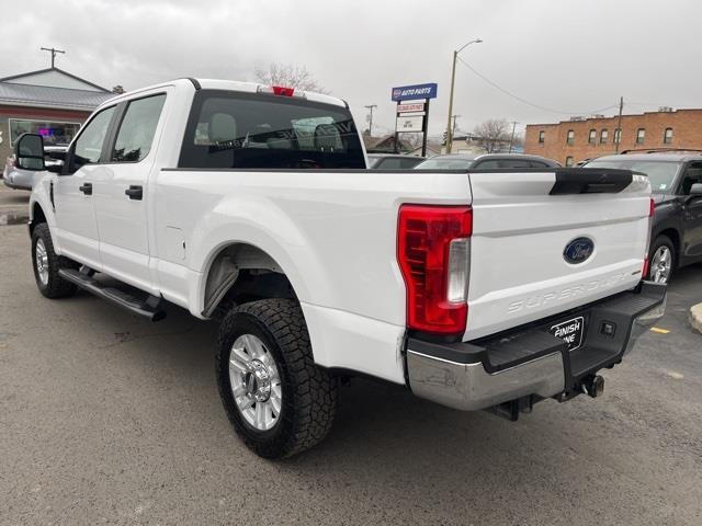 Ford F-250 SD XL Crew Cab 4WD 2017