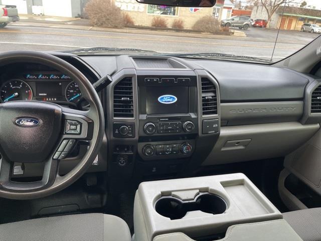 Ford F-350 SD XL Crew Cab Long Bed 4WD 2020