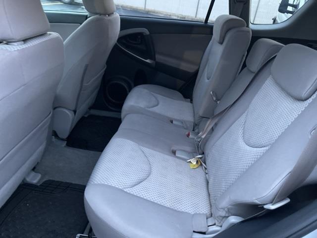 Toyota RAV4 Base V6 2WD 2008