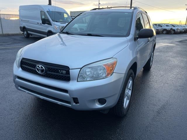 Toyota RAV4 Base V6 2WD 2008