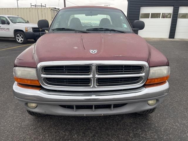 Dodge Dakota Club Cab 131" WB SLT 2000