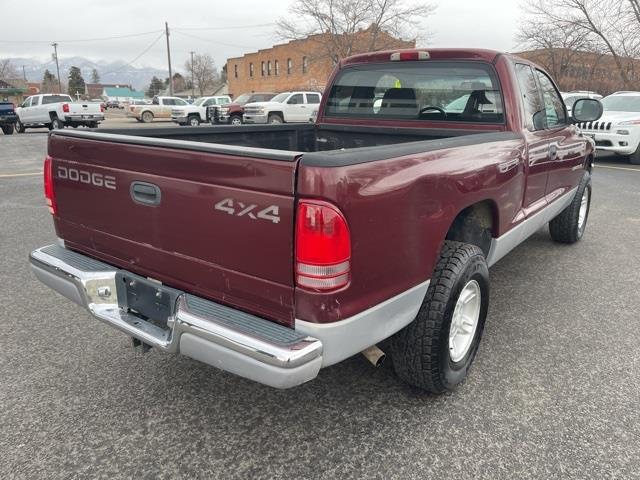 Dodge Dakota Club Cab 131" WB SLT 2000