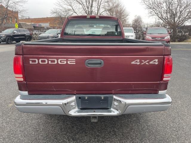 Dodge Dakota Club Cab 131" WB SLT 2000