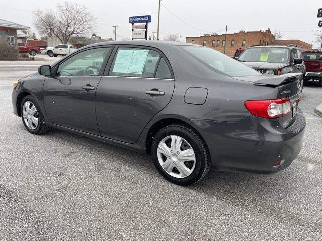 Toyota Corolla LE 4D Sedan 2013