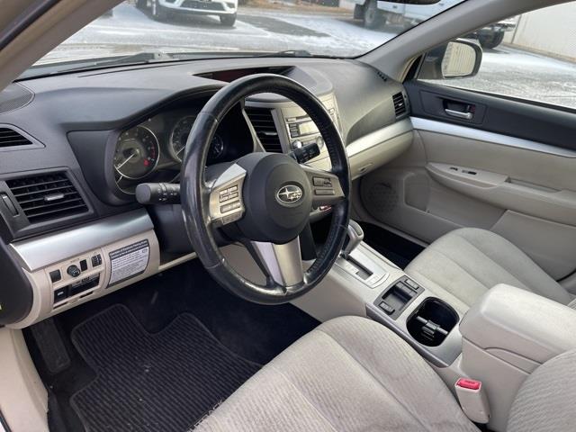 Subaru Outback 2.5i Premium 2010