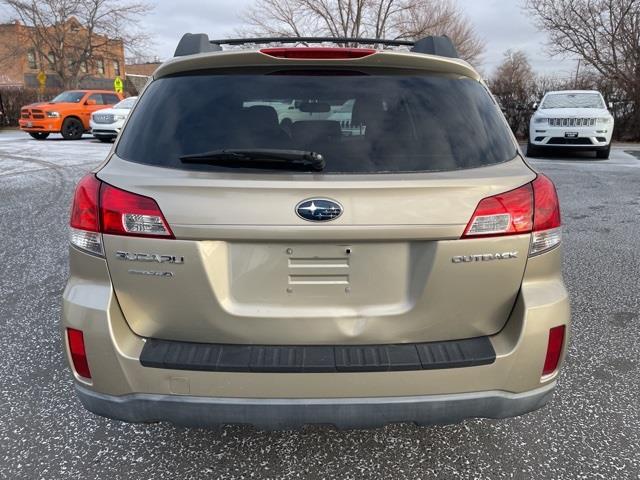 Subaru Outback 2.5i Premium 2010