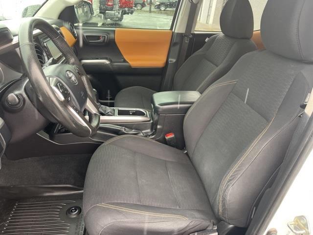 Toyota Tacoma SR5 Double Cab 4X4 V6 2016