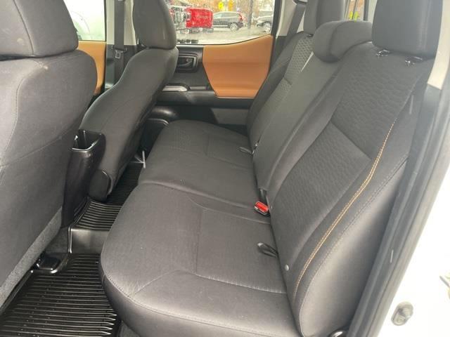 Toyota Tacoma SR5 Double Cab 4X4 V6 2016