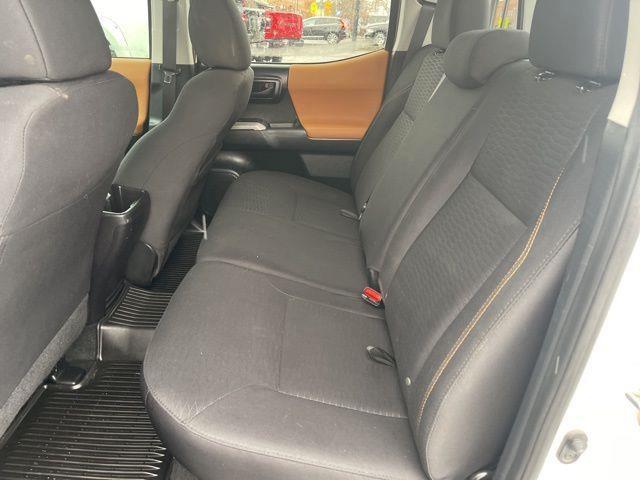 Toyota Tacoma SR5 Double Cab 4X4 V6 2016