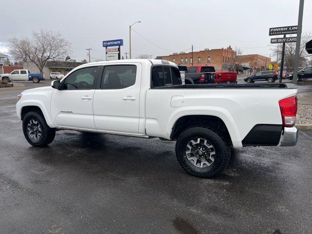 Toyota Tacoma SR5 Double Cab 4X4 V6 2016