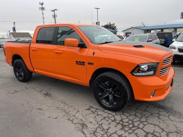 RAM 1500 Sport Crew Cab SWB 4WD 2017