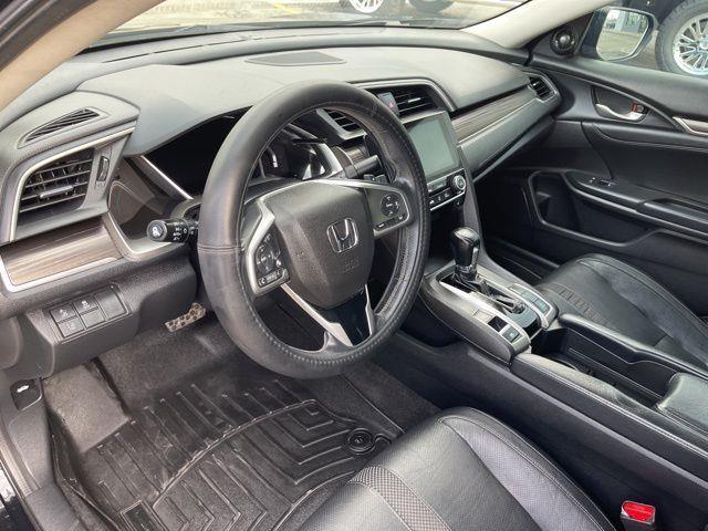 Honda Civic Touring Sedan CVT 2020