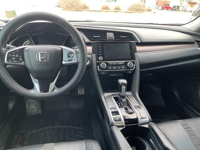 Honda Civic Touring Sedan CVT 2020