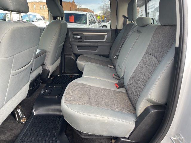 RAM 1500 SLT Crew Cab SWB 4WD 2015