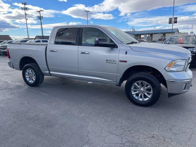RAM 1500 SLT Crew Cab SWB 4WD 2015