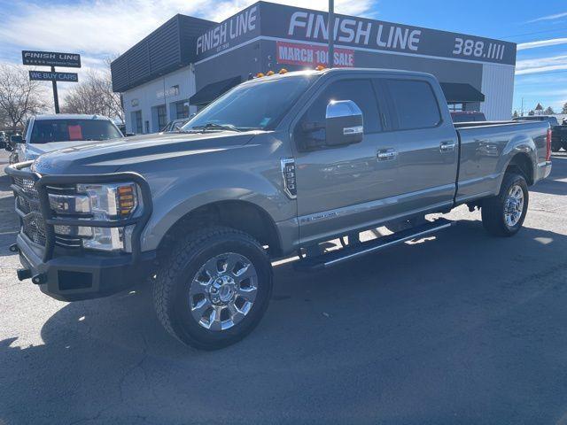 2019 Ford F-350 SD Lariat Crew Cab 4WD