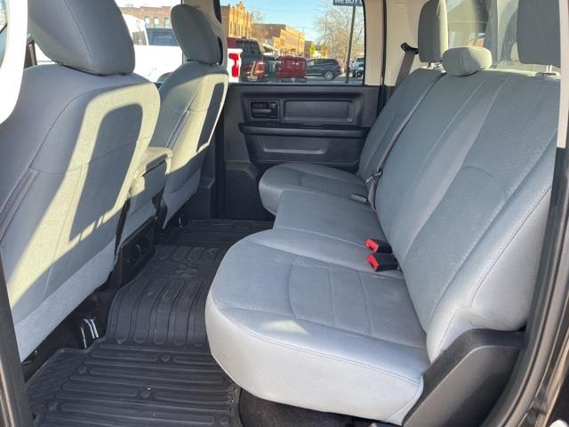 RAM 1500 Tradesman Crew Cab SWB 4WD 2018