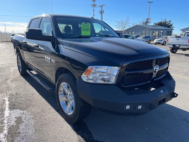 RAM 1500 Tradesman Crew Cab SWB 4WD 2018