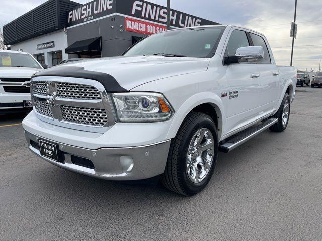 RAM 1500 Laramie Crew Cab SWB 4WD 2014