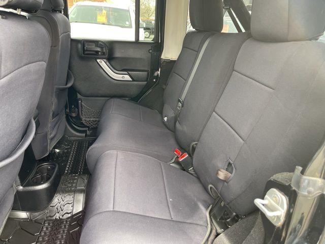 Jeep Wrangler Unlimited Rubicon 4WD 2012