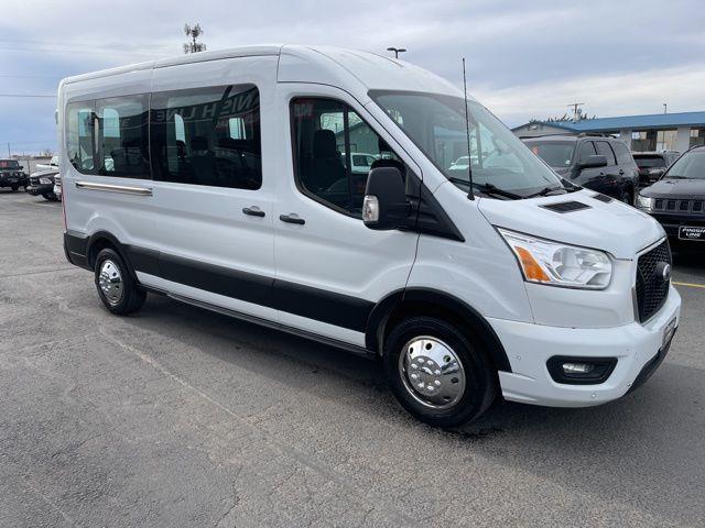 Ford Transit 350 Wagon Low Roof XLT w/Sliding Pass. 148-in. WB 2021