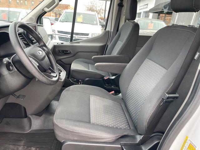 Ford Transit 350 Wagon Low Roof XLT w/Sliding Pass. 148-in. WB 2021