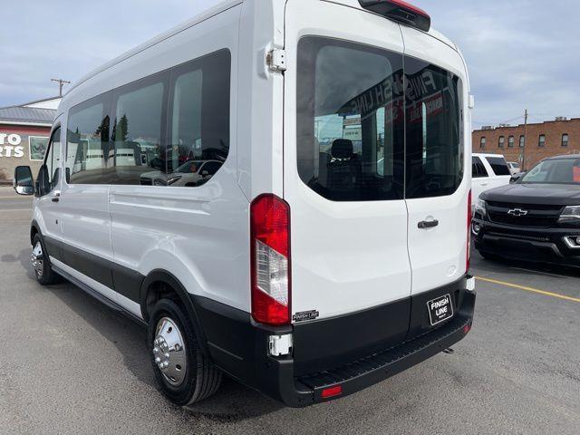 Ford Transit 350 Wagon Low Roof XLT w/Sliding Pass. 148-in. WB 2021