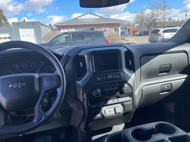 Chevrolet Silverado 1500 Custom Trail Boss Crew Cab Short Box 4WD 2020