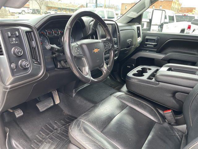 Chevrolet Silverado 2500HD LTZ Crew Cab 4WD 2016