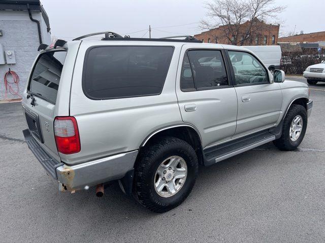 Toyota 4Runner SR5 4WD 2000