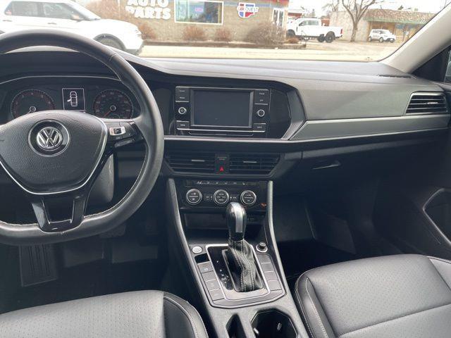 Volkswagen Jetta 1.4T SE 8A 2021