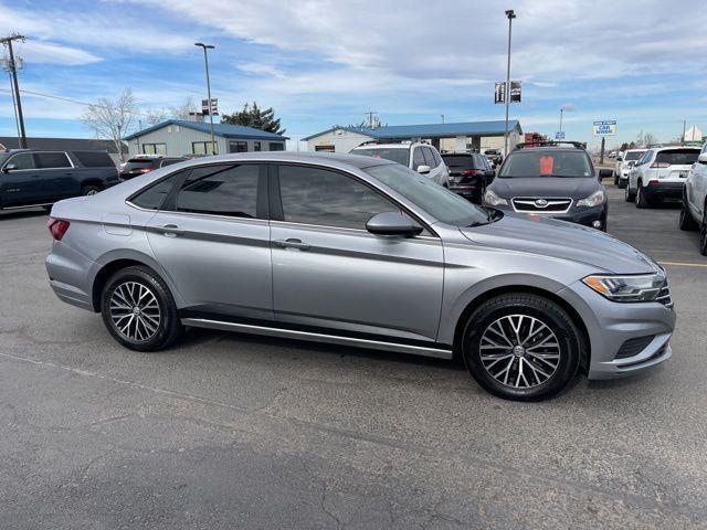 Volkswagen Jetta 1.4T SE 8A 2021